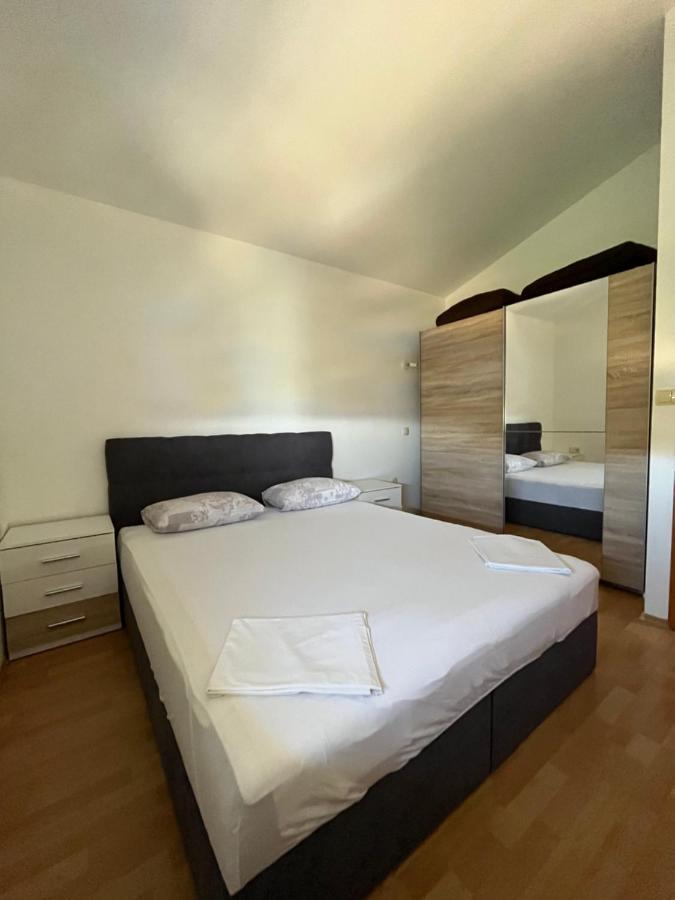 Oasis Of Peace Apartment Omiš Exterior foto