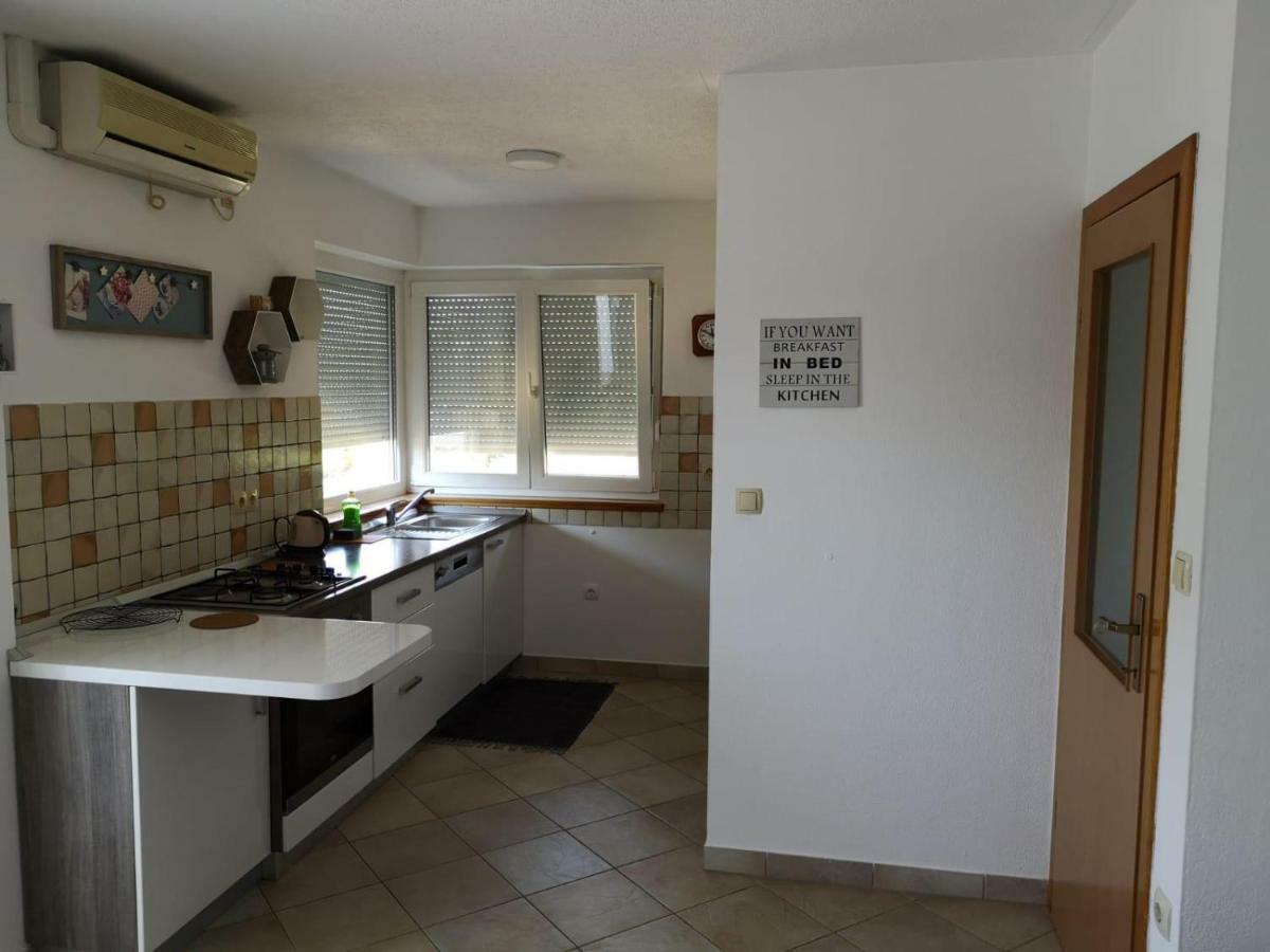 Oasis Of Peace Apartment Omiš Exterior foto