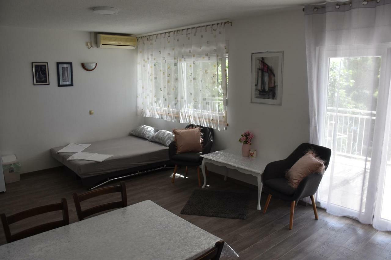 Oasis Of Peace Apartment Omiš Exterior foto